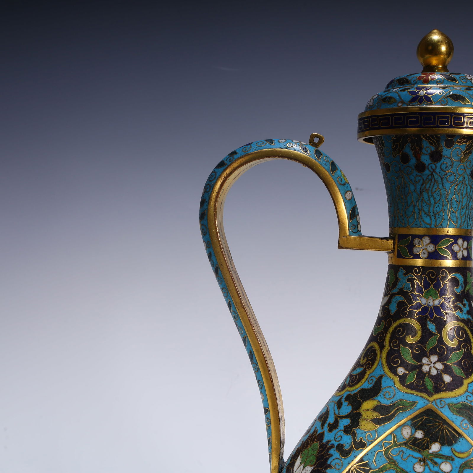 A fine cloisonné pot - 6