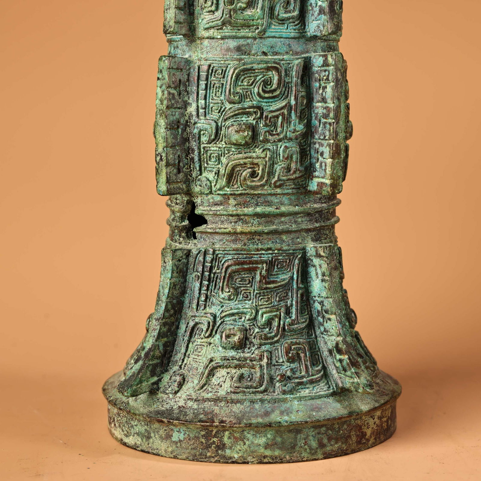 A fine bronze flower cup vase - 6