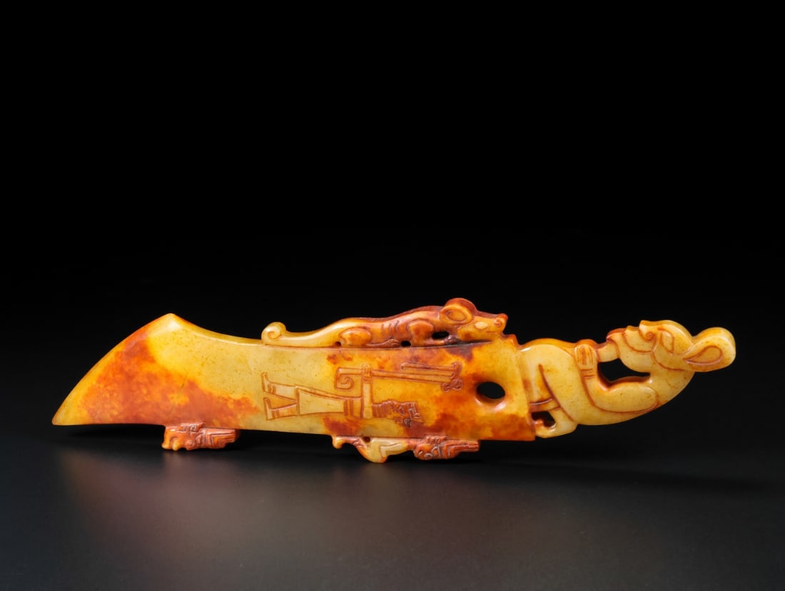 A fine Hetian jade axe - 3