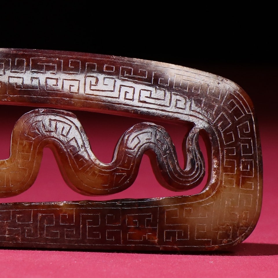 A beautiful red dragon pendant - 6