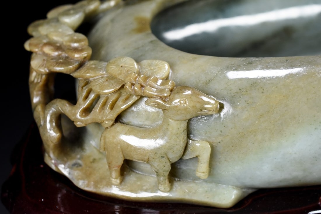 An Exquisite White Jade Deer Pattern Pine Pattern Brush Washer - 7