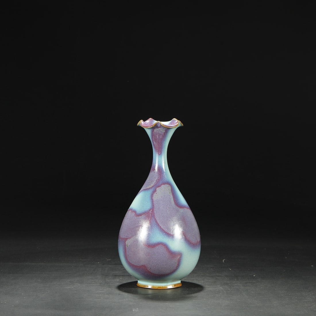 An Exquisite Jun yao Vase - 2