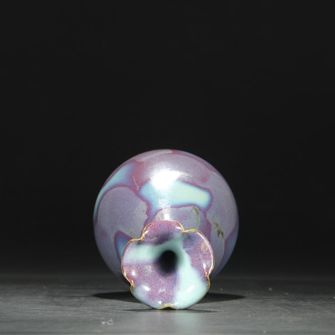 An Exquisite Jun yao Vase - 4