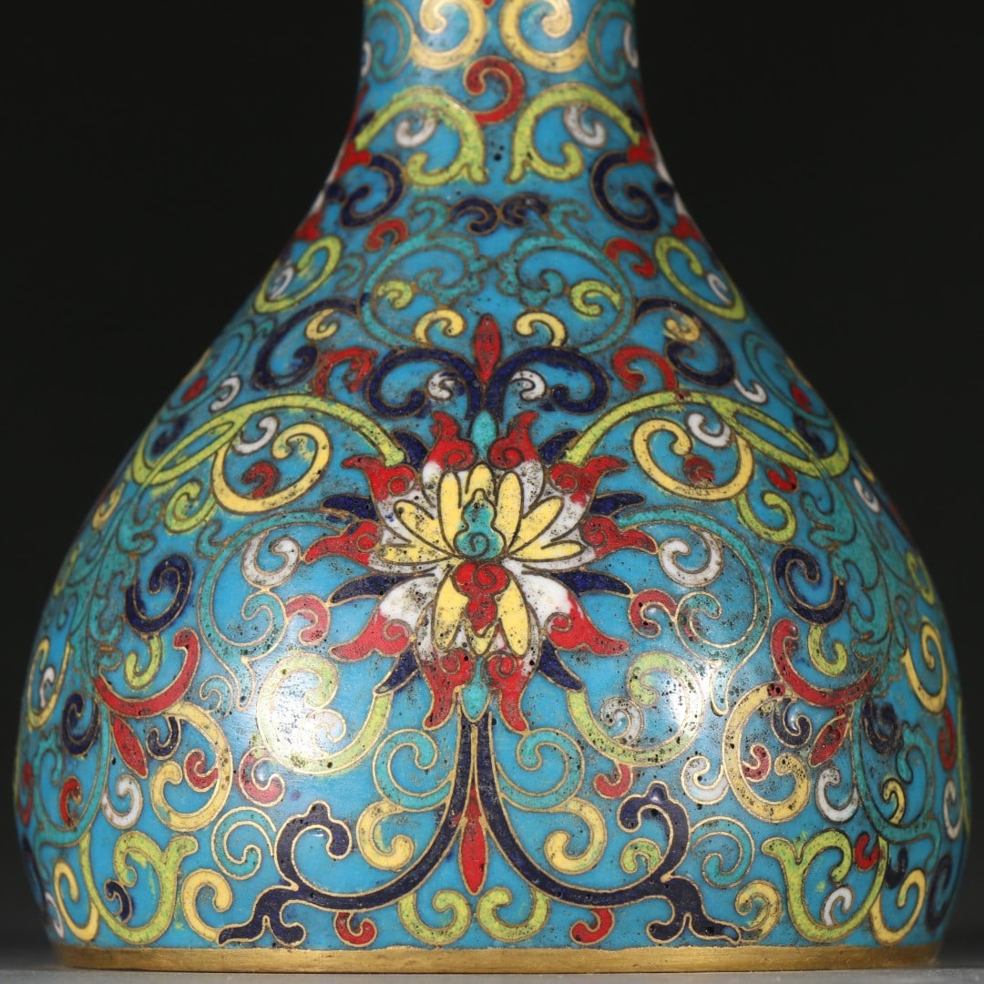 An Exquisite Cloisonne Lotus Pattern Vase - 3