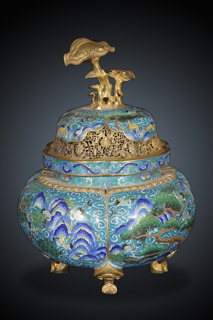 An Exquisite Cloisonne Dragon Pattern Lotus Pattern Pine and Crane Pattern Censer - 3