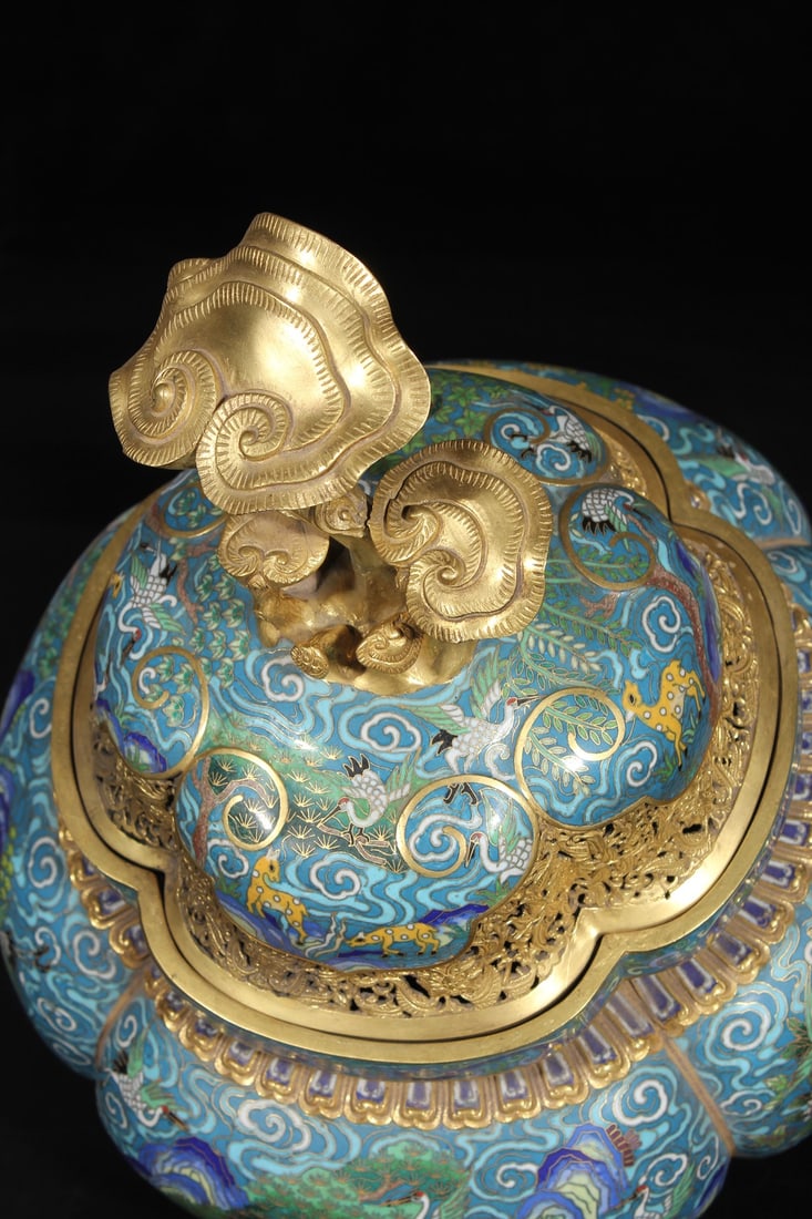 An Exquisite Cloisonne Dragon Pattern Lotus Pattern Pine and Crane Pattern Censer - 8