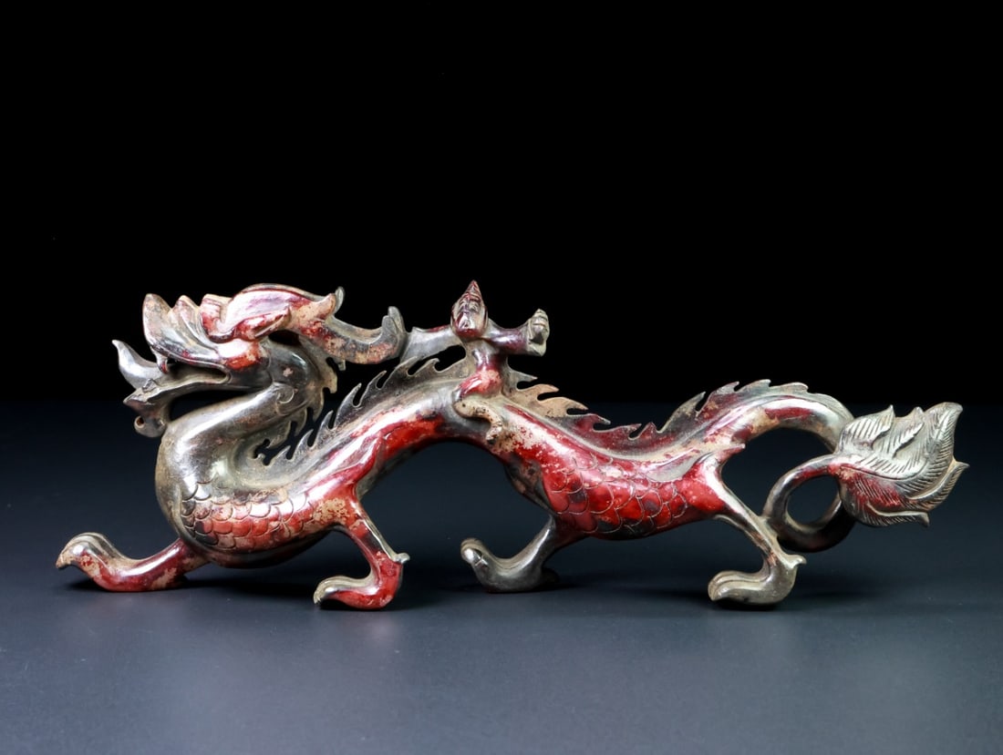 An Exquisite White Jade Dragon Ornament - 4