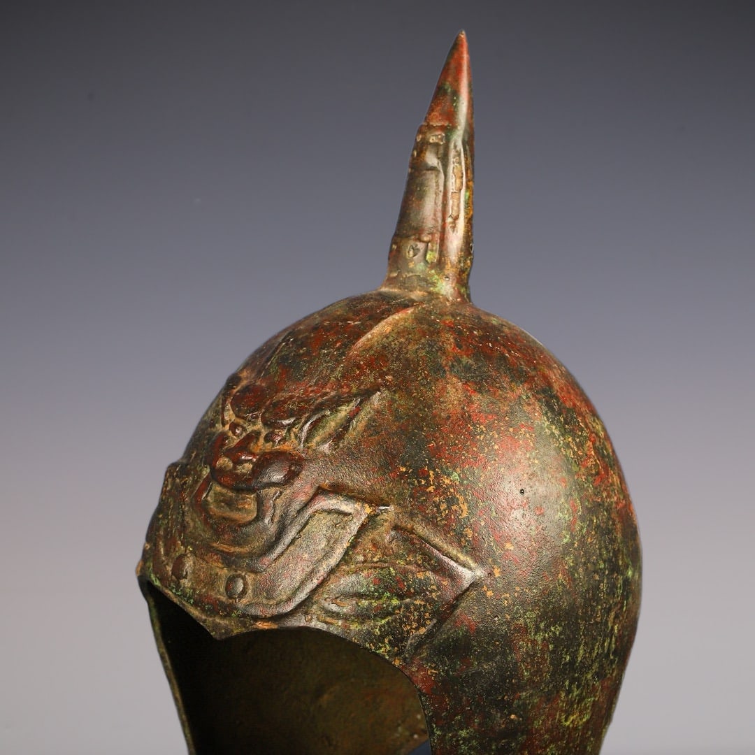 An Exquisite Bronze Beast-Face Pattern Helmet - 4