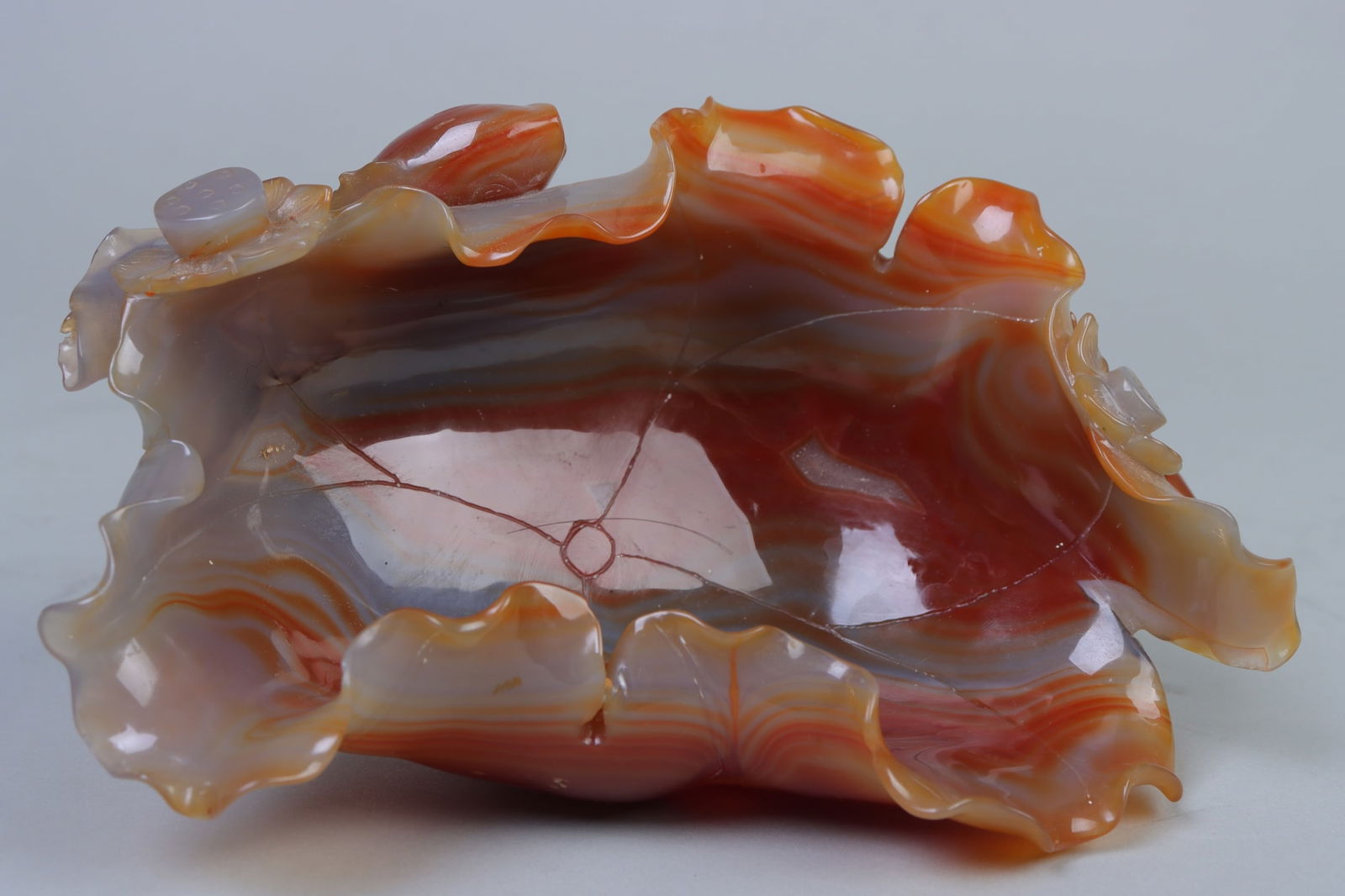 An Exquisite Agate Fish Pattern Brush Washer - 8