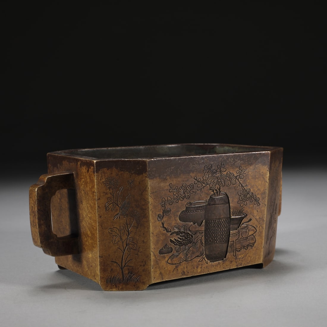 An Exquisite Bronze Flower Pattern Double-Ears Censer - 2