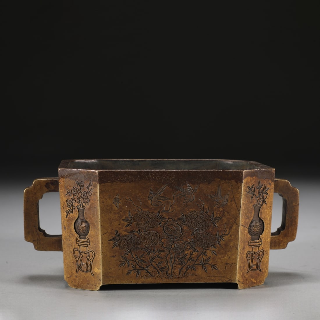 An Exquisite Bronze Flower Pattern Double-Ears Censer - 3