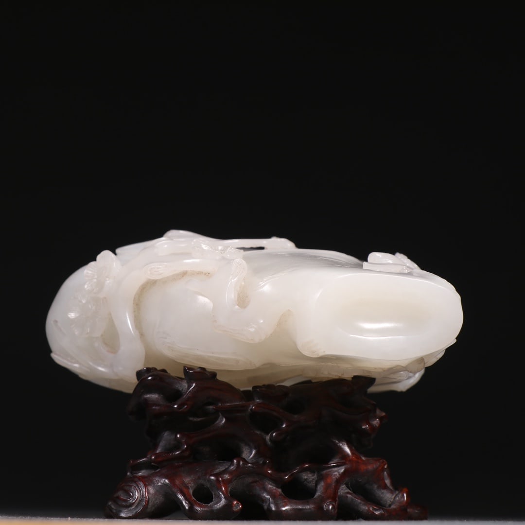 An Exquisite White Jade Flower Pattern Cup - 9