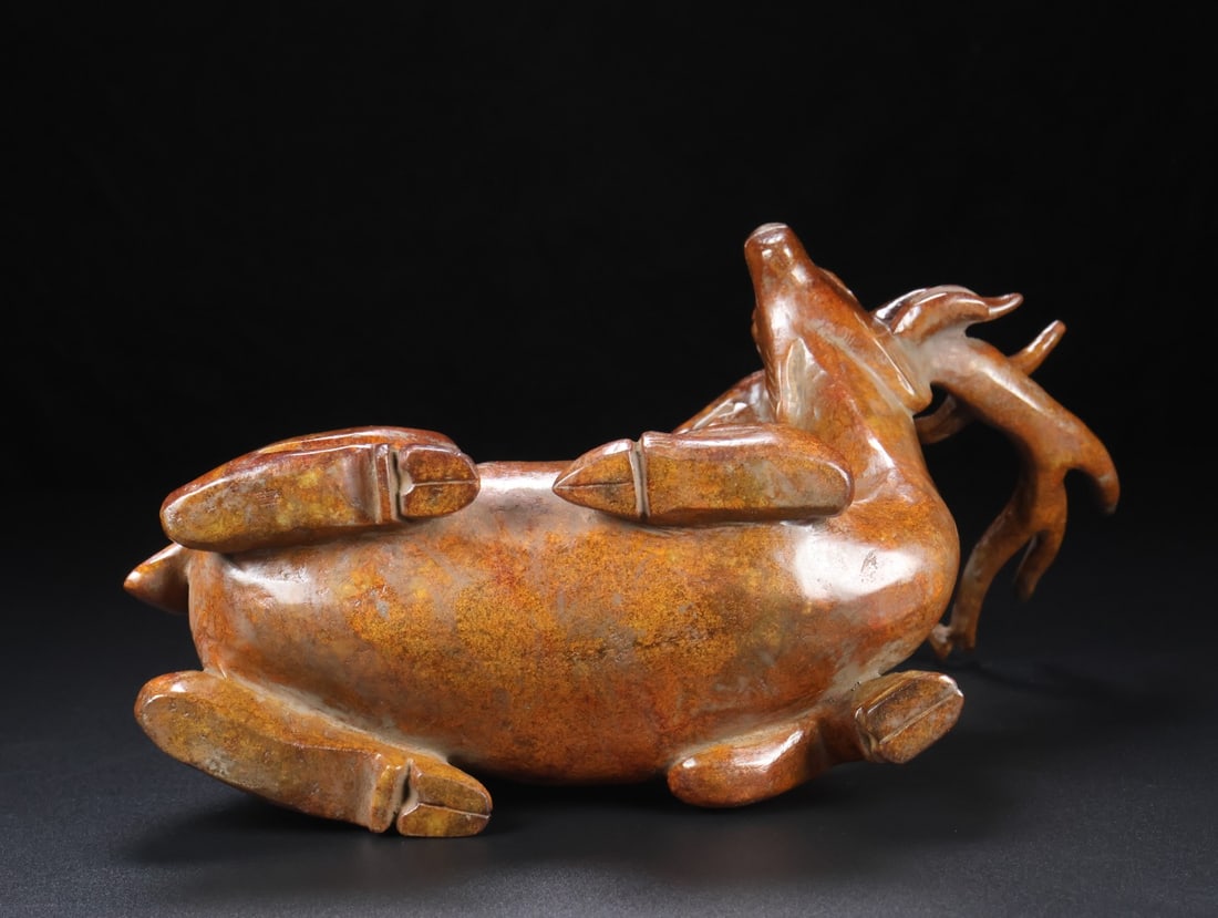 An Exquisite White Jade Deer Ornament - 4