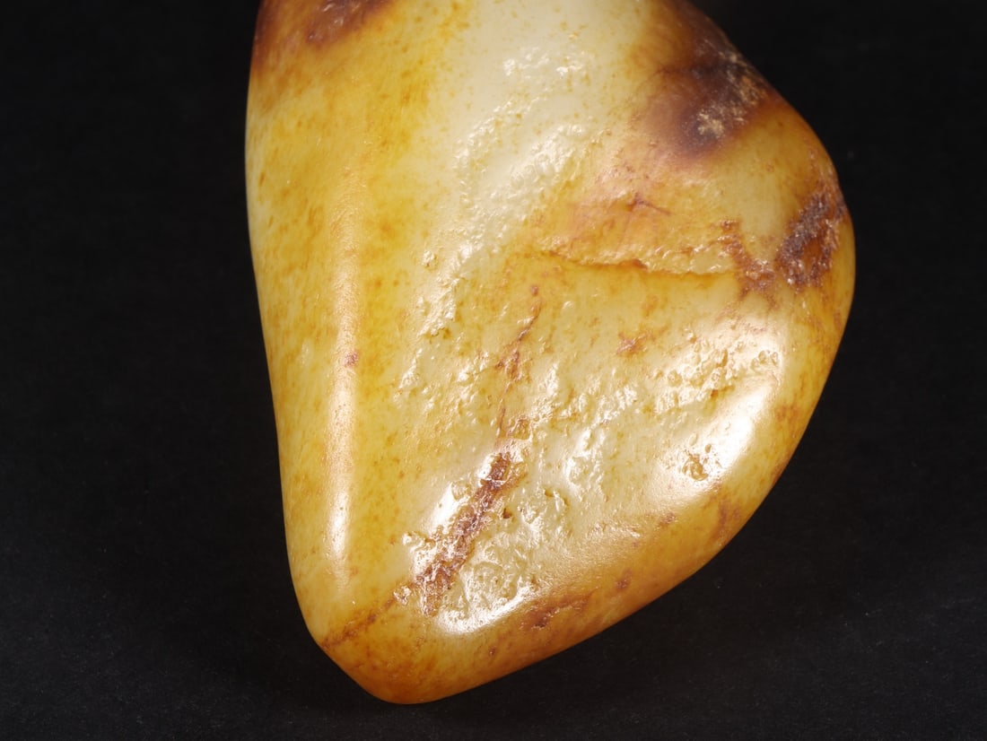 An Exquisite White Jade Ornament - 4