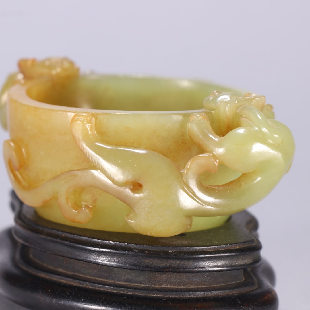 An Exquisite Yellow Jade Chi-Dragon Pattern Cup - 7