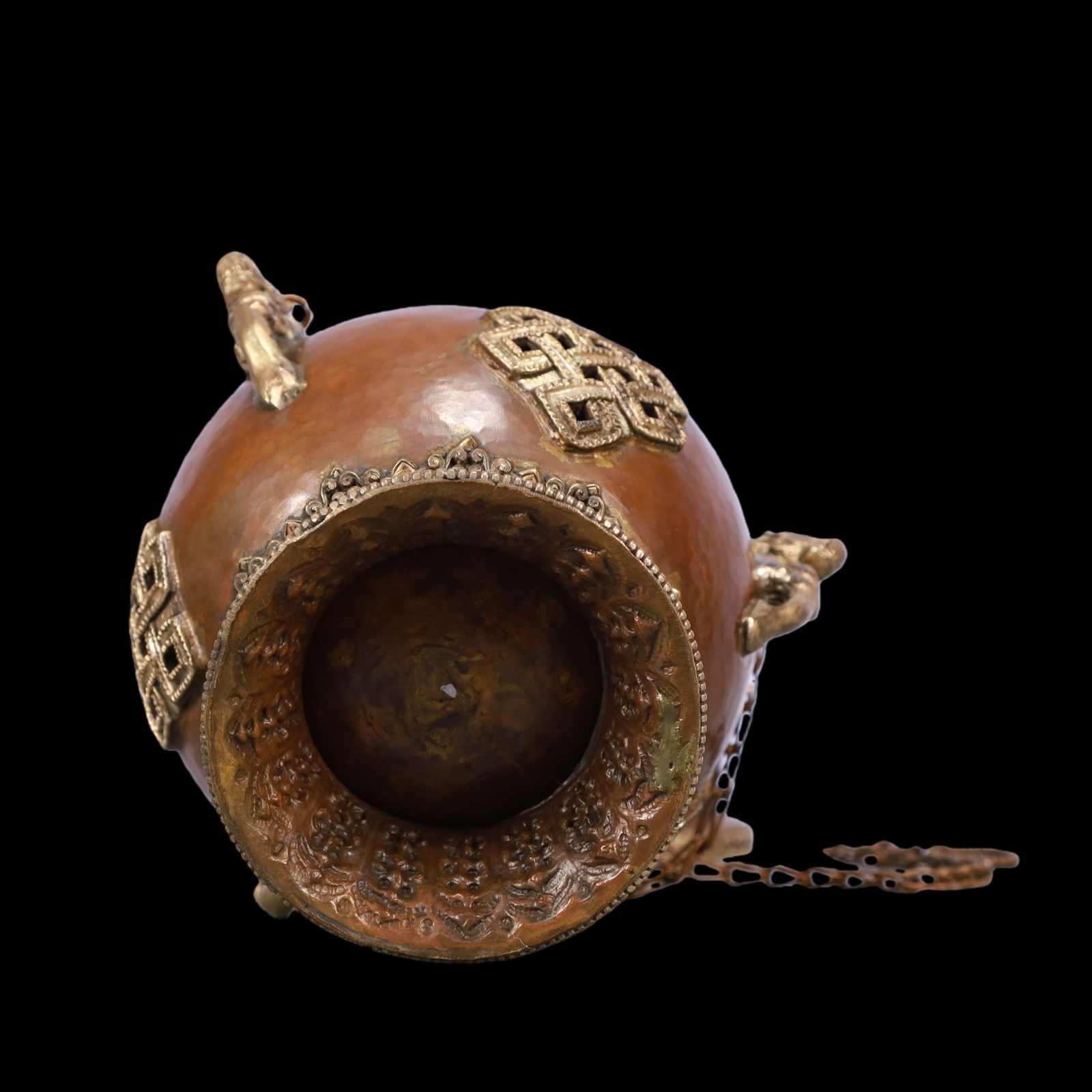 A Exquisite Coppery Eight Treasures Pattern Jar - 5