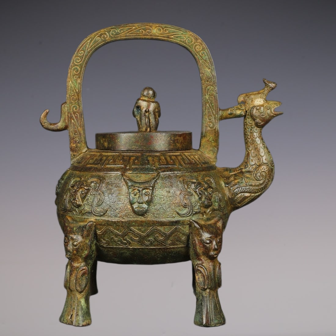 An Exquisite Bronze Beast-Face Pattern Tripod Ewer - 7