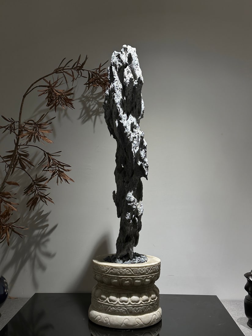 An Exquisite Ying Stone Ornament: An Exquisite Ying Stone Ornament Qing Dynasty, China Size:75cmx20cm (The Dimensions Of All Batches Are Manually Measured.If You Need More Detailed Information, Please Contact Our Customer Service