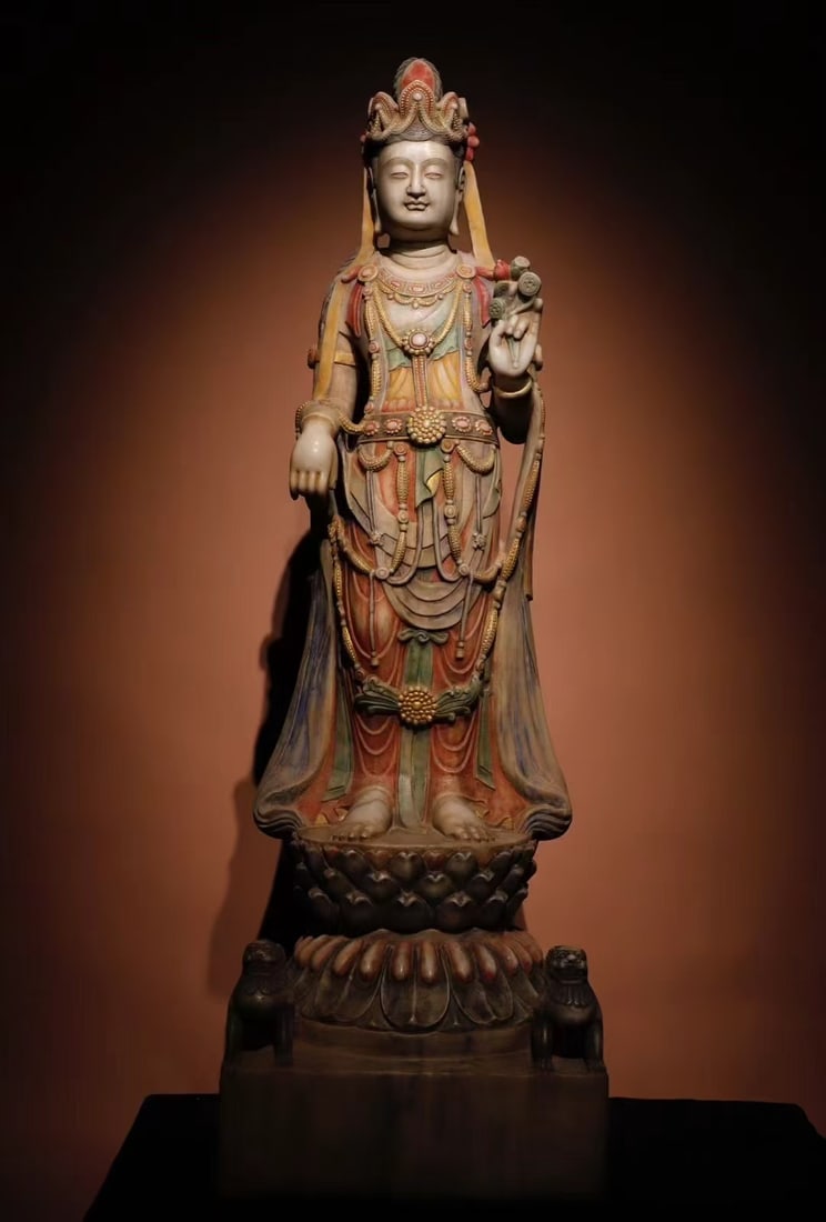 A Exquisite Marble Statue of Avalokitesvara Ornament: A Exquisite Marble Statue of Avalokitesvara Ornament Tang Dynasty, China Size:160cmx50cm (The Dimensions Of All Batches Are Manually Measured.If You Need More Detailed Information, Please Contact