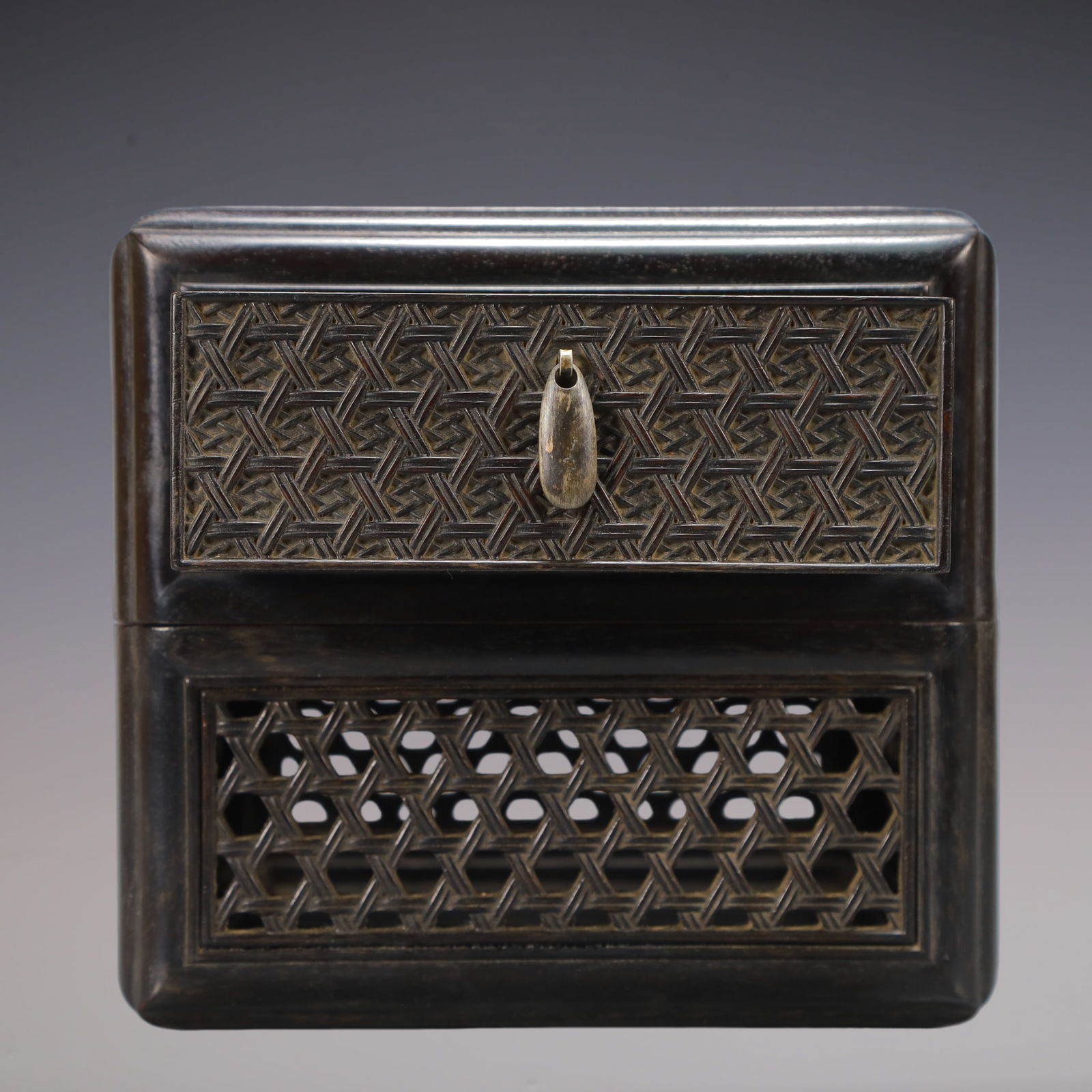 A Exquisite Zitanwood Box - 4