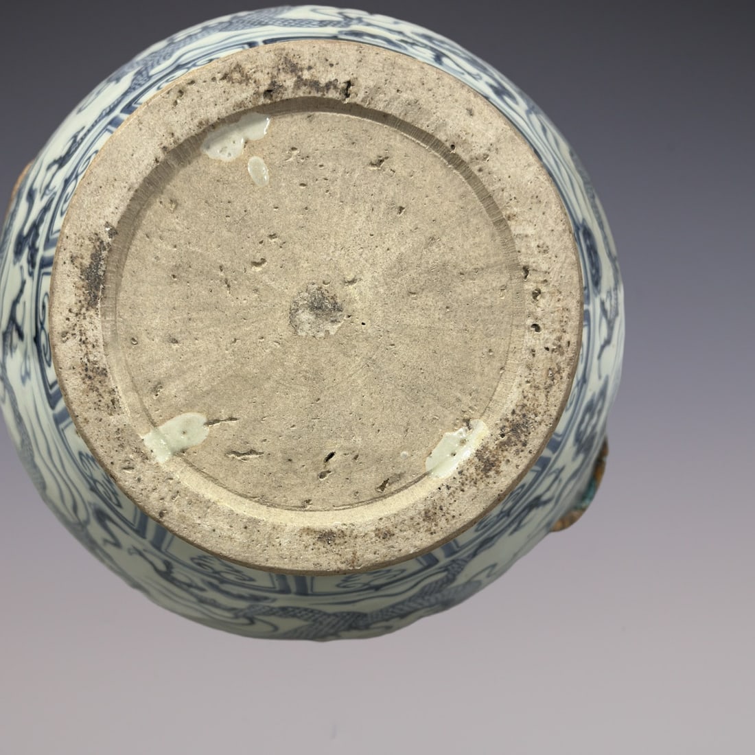 An Exquisite Blue and White Lotus Pattern Dragon Pattern Double-Ears Jar - 9