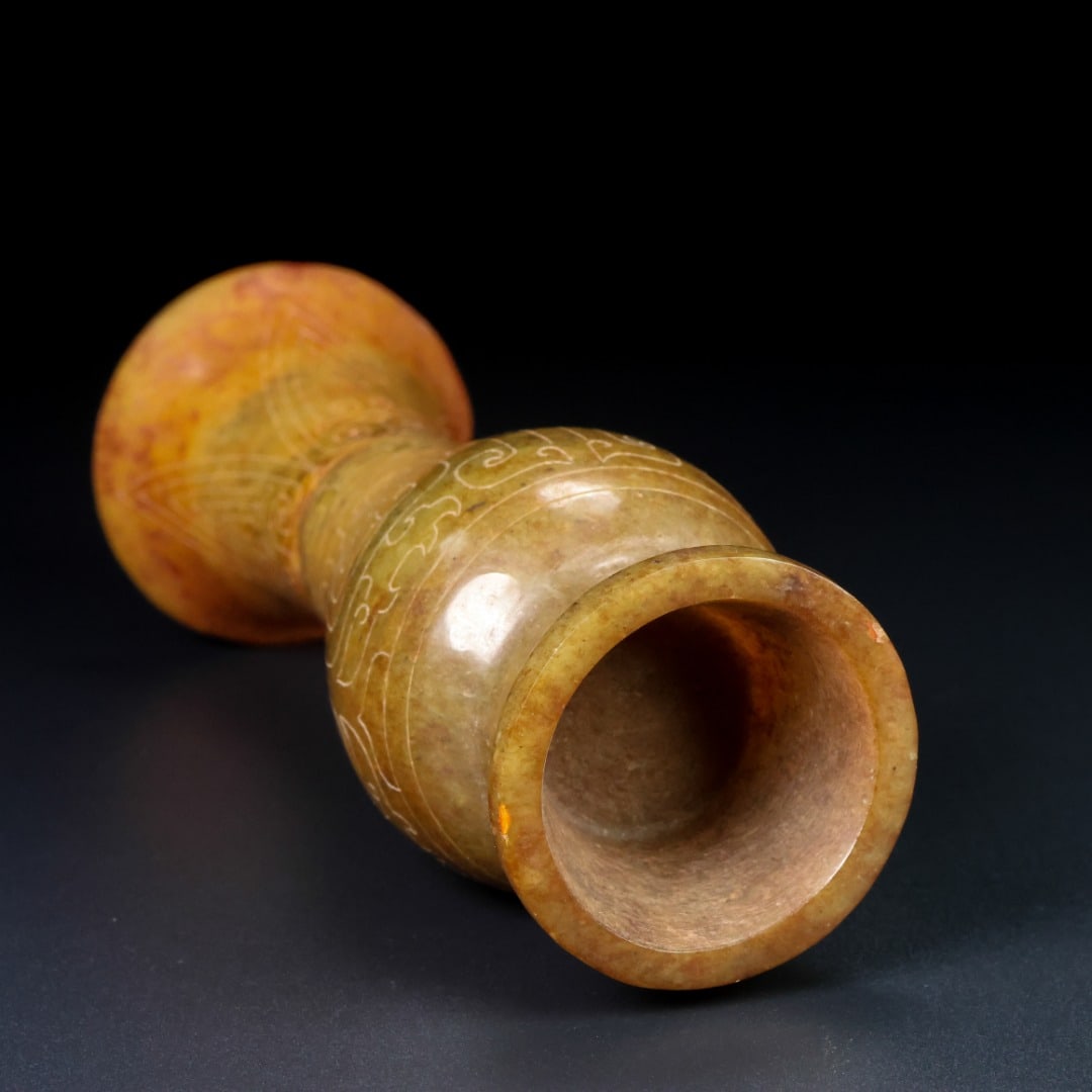 An Exquisite White Jade Cup - 9