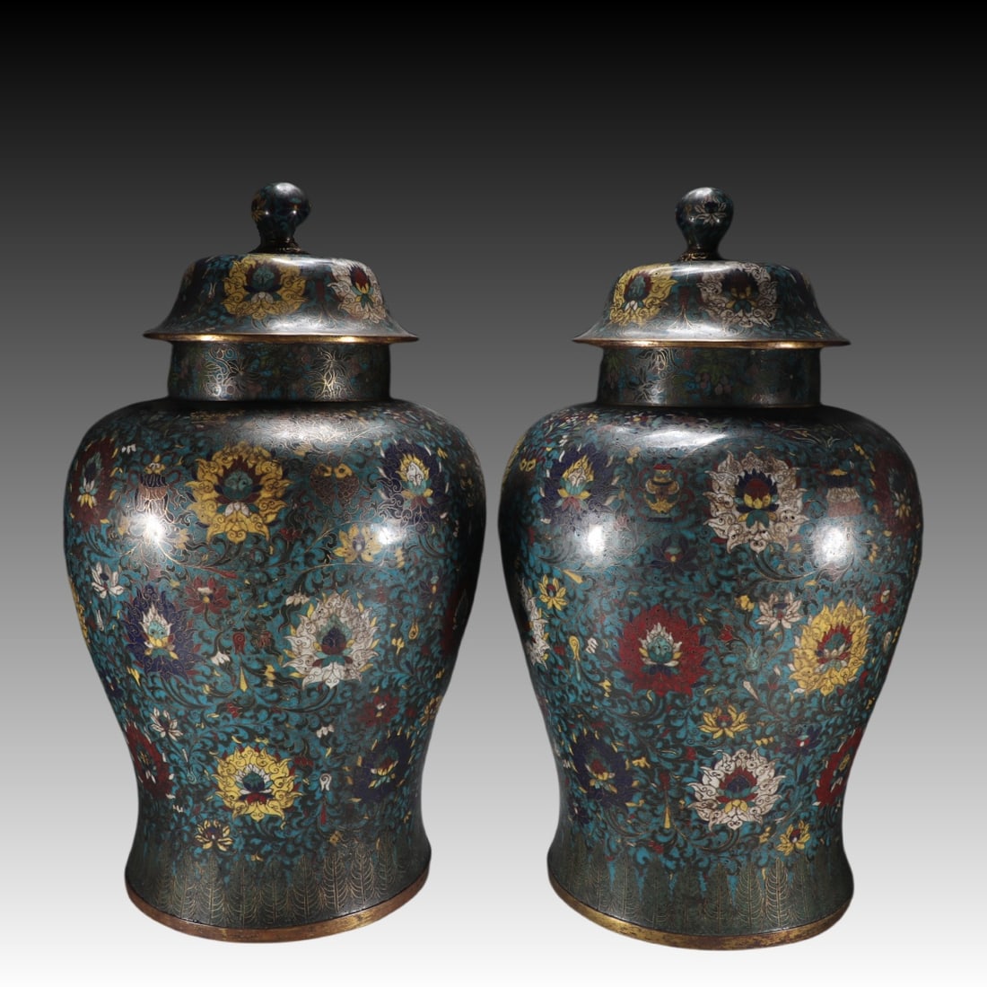 A Pair of Exquisite Cloisonne Lotus Pattern Eight Treasures Pattern Jar: A Pair of Exquisite Cloisonne Lotus Pattern Eight Treasures Pattern Jar Qing Dynasty, China Size:62cmx37cm Weight:9.15kg (The Dimensions Of All Batches Are Manually Measured.If You Need More