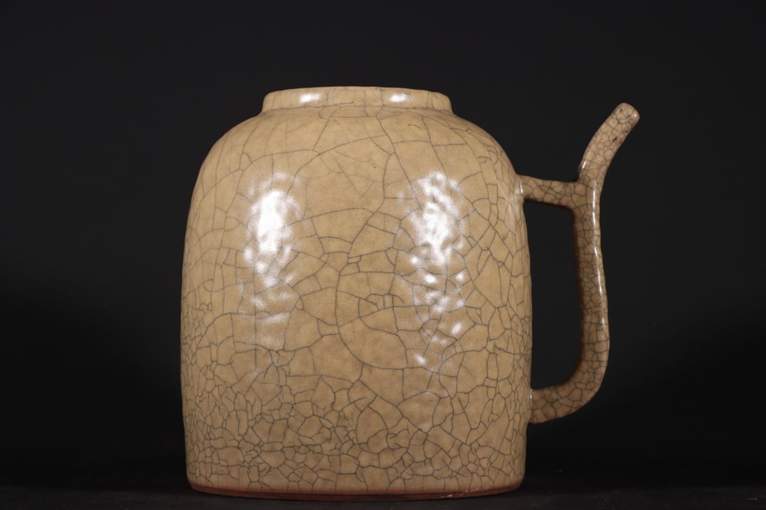 An Exquisite Ge yao Vase - 2