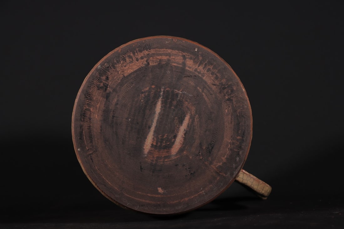 An Exquisite Ge yao Vase - 9