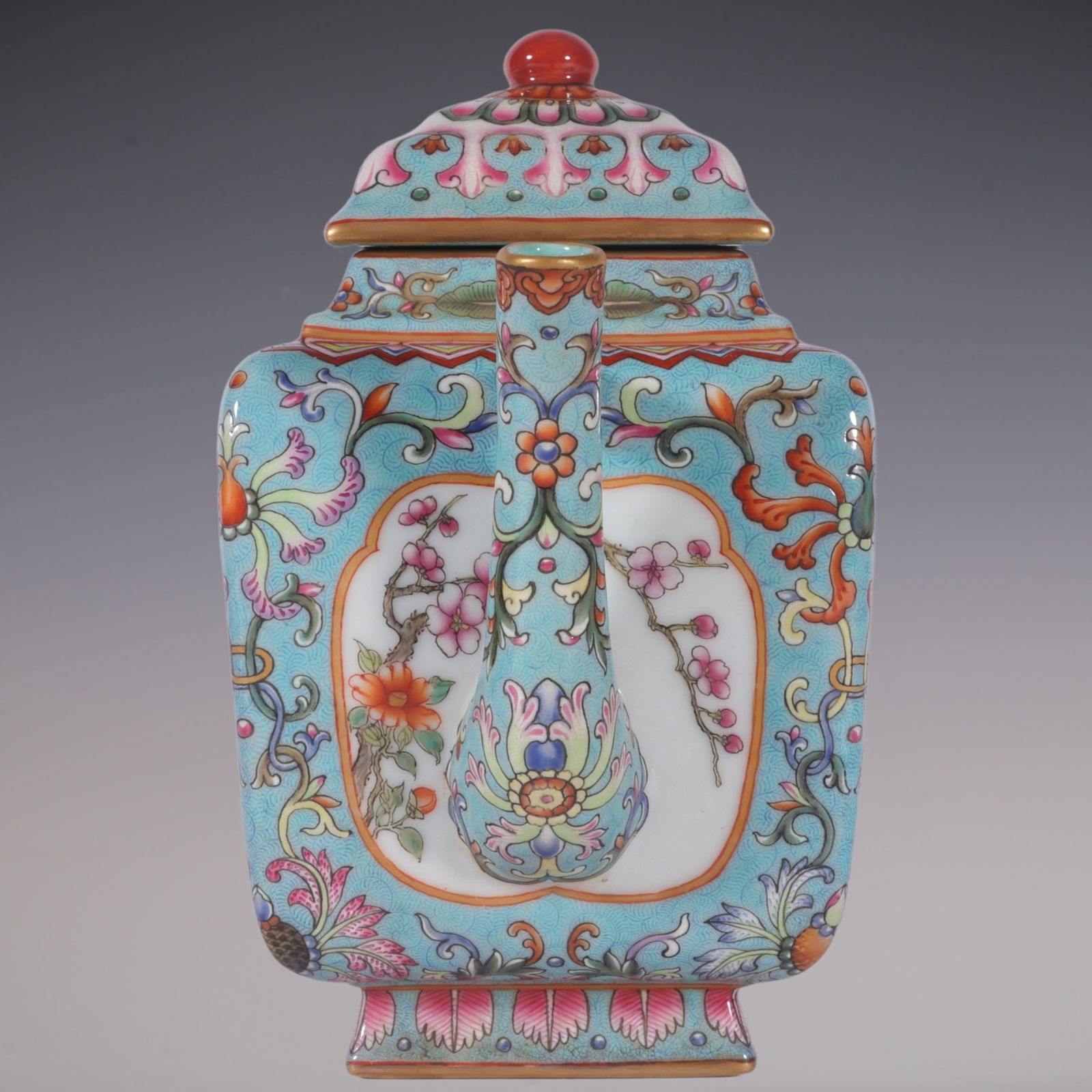 An Exquisite Enamel Green Ground Lotus Pattern Landscape Pattern Teapot - 5