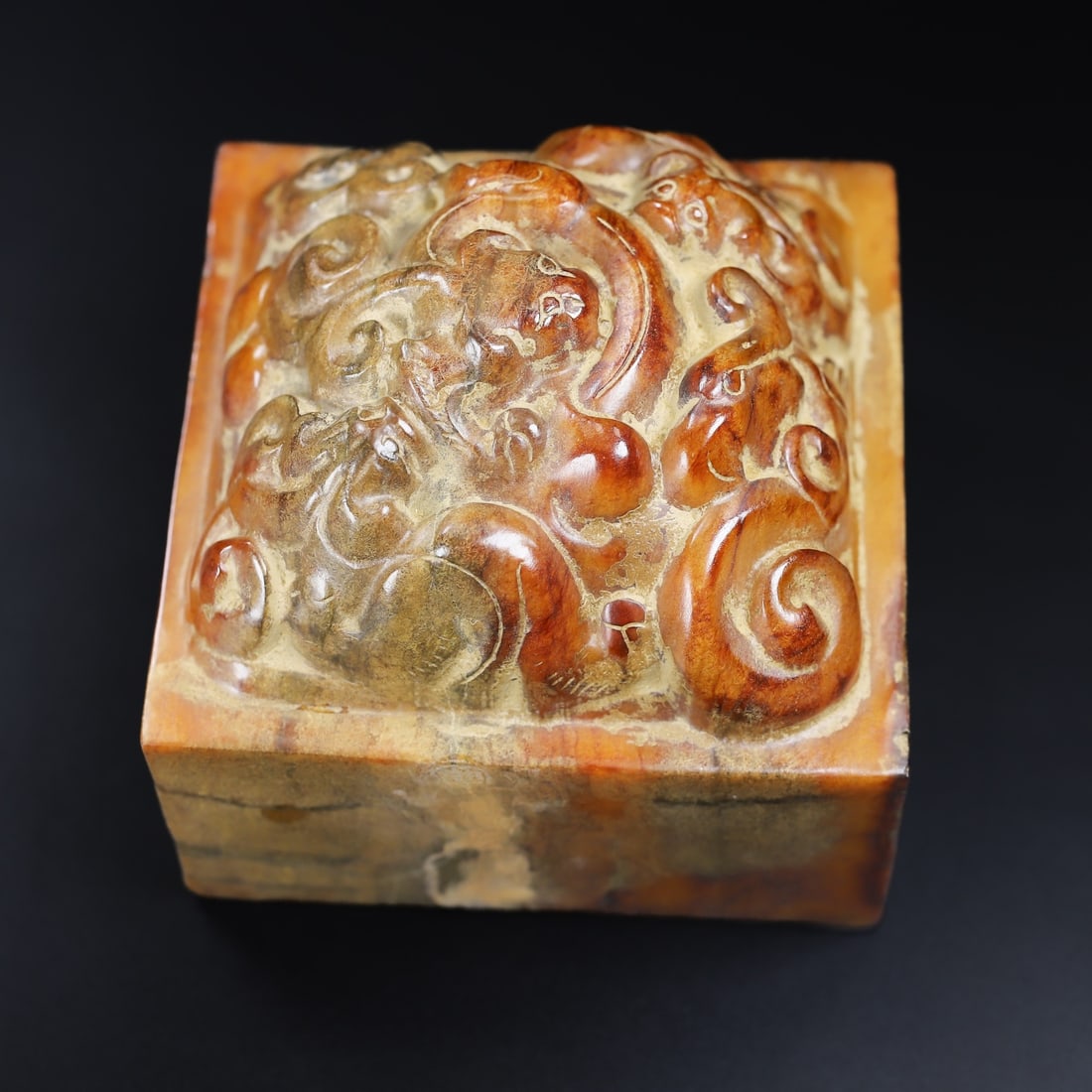 An Exquisite White Jade Dragon Pattern Seal - 8