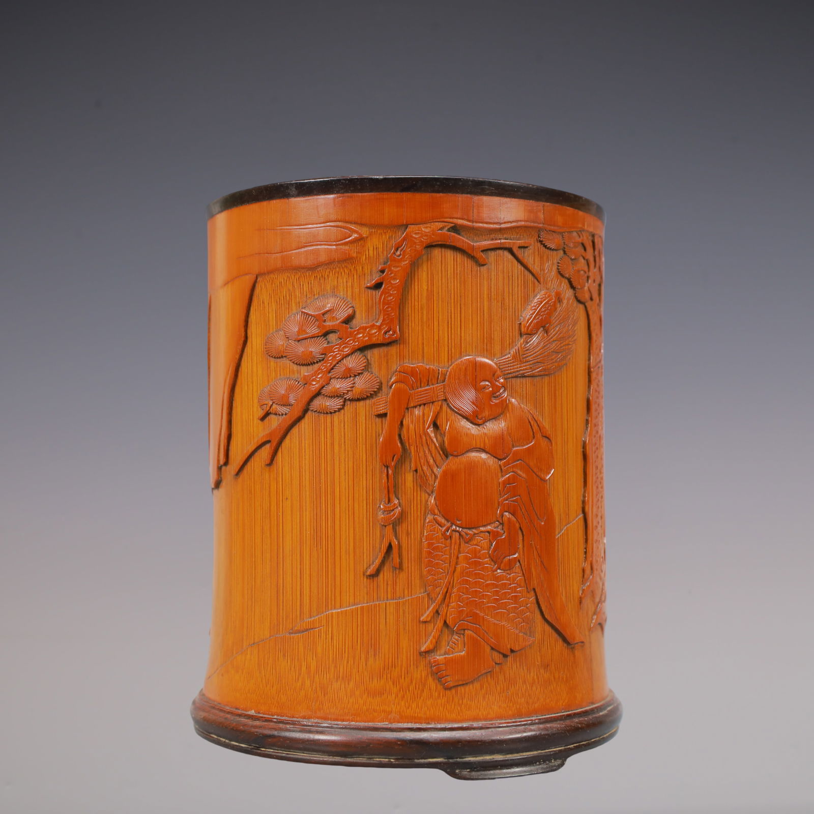 A Exquisite Bamboo Character and Story Pattern with poem Brush Pot: A Exquisite Bamboo Character and Story Pattern with poem Brush Pot Qing Dynasty, China Size:15cmx11.5cm Weight:500g (The Dimensions Of All Batches Are Manually Measured.If You Need More Detailed Infor