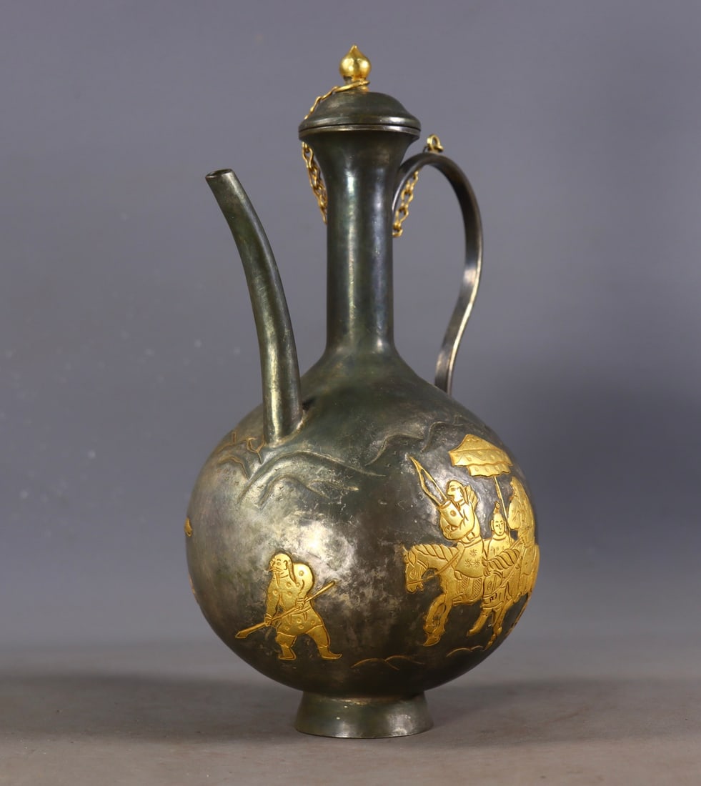 An Exquisite Gilt Bronze Hunting Pattern Ewer - 5