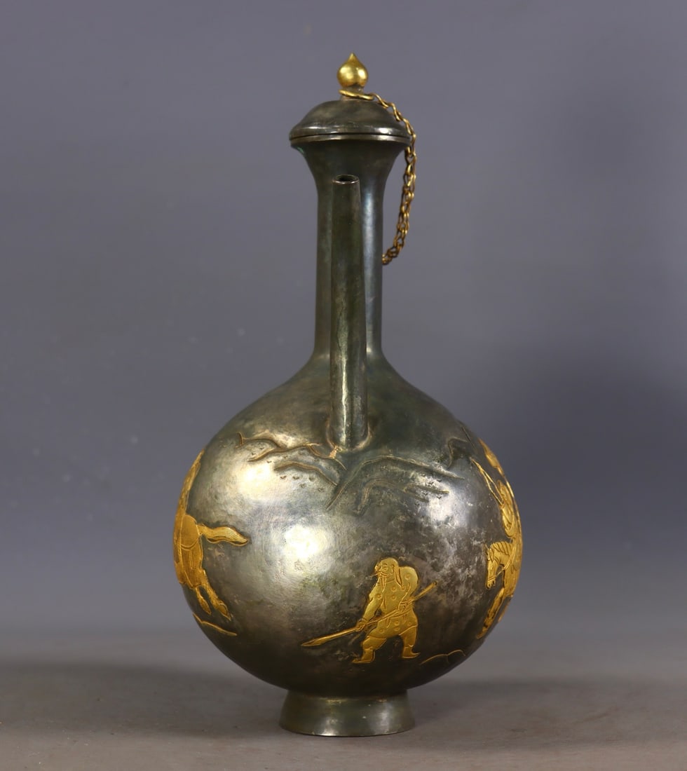 An Exquisite Gilt Bronze Hunting Pattern Ewer - 7