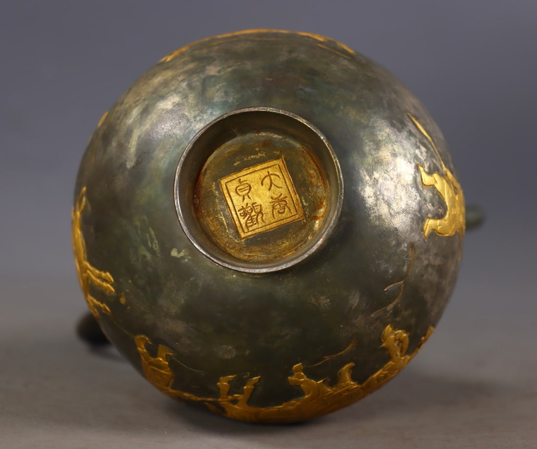 An Exquisite Gilt Bronze Hunting Pattern Ewer - 9