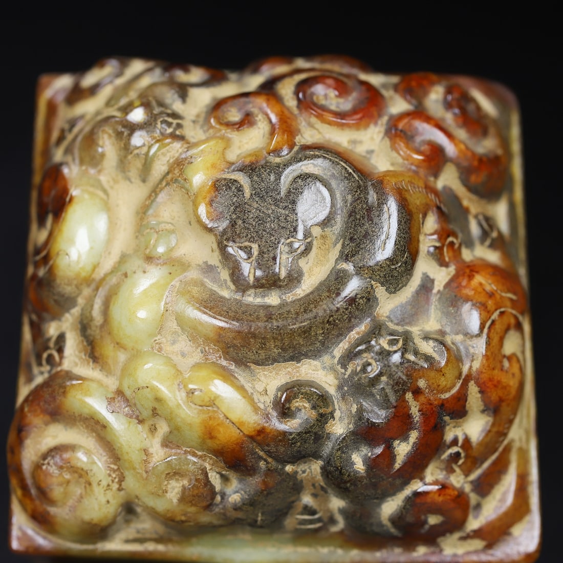 An Exquisite White Jade Dragon Pattern Seal - 4