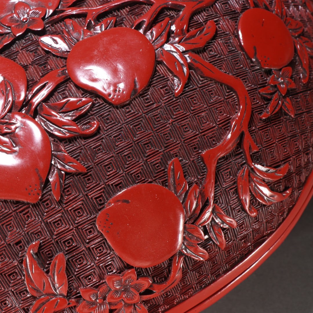 An Exquisite Carved Red Lacquer Peach Pattern Box - 2