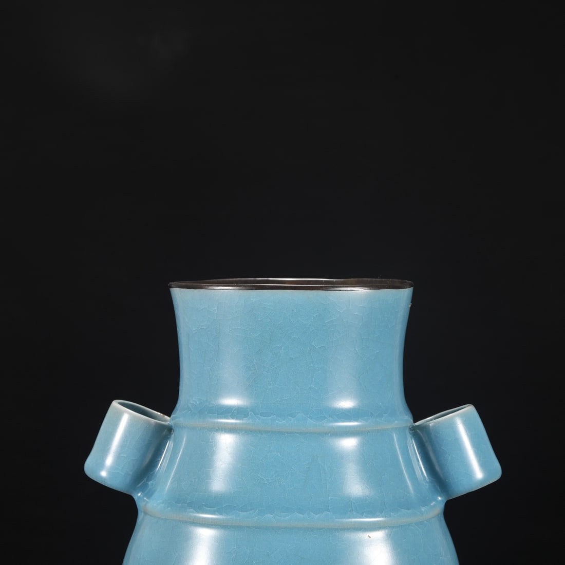 An Exquisite Ru yao Double-Ears Vase - 3