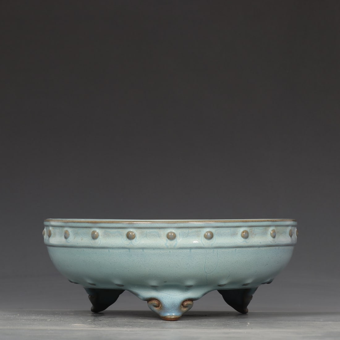 An Exquisite Jun yao Tripod Brush Washer - 7