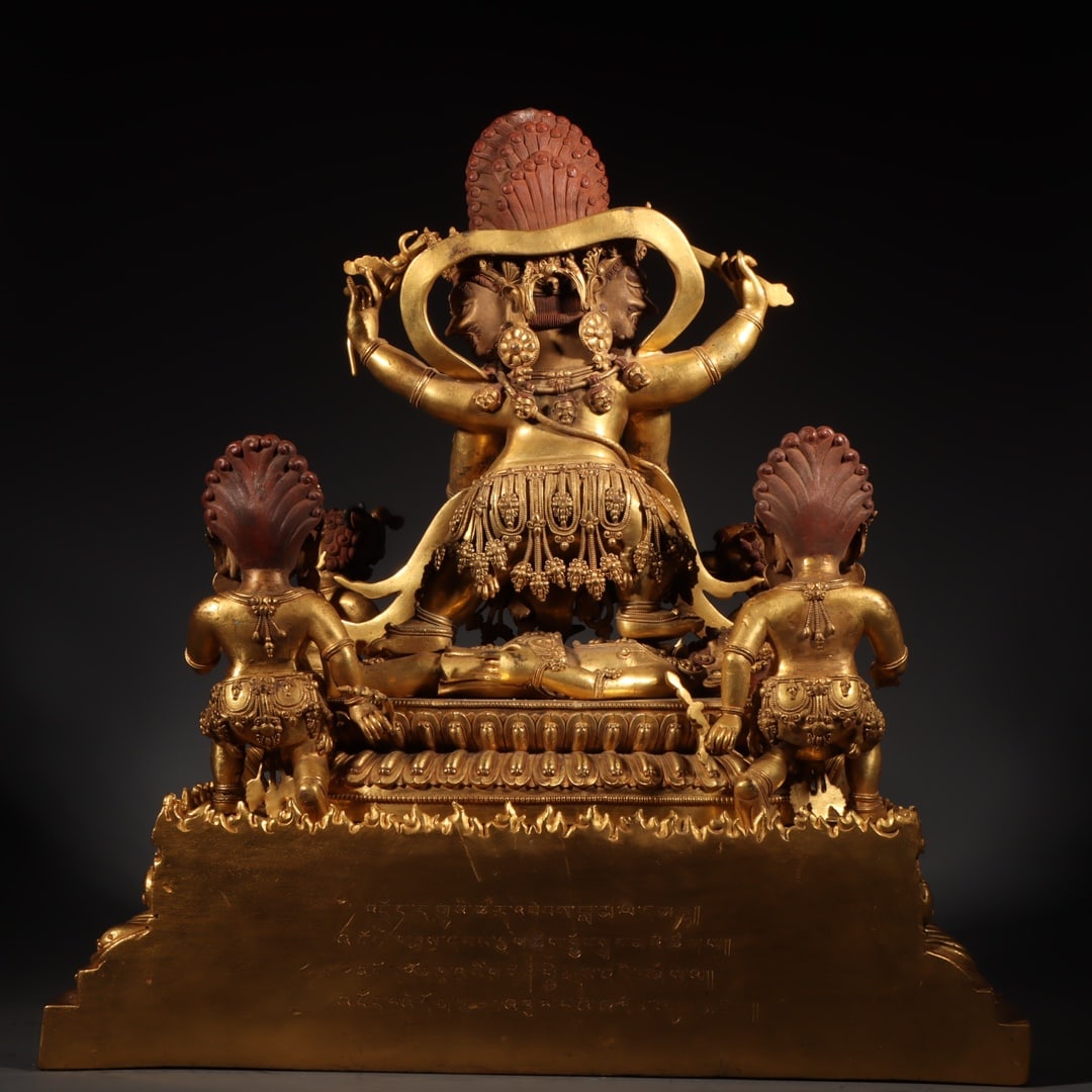 An Exquisite Gilt Bronze Buddha Statue - 15