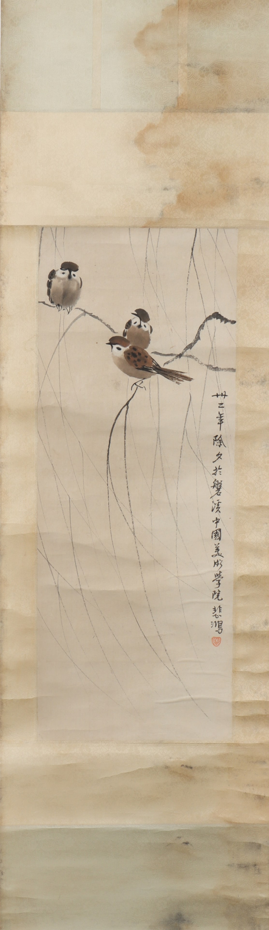 A Chinese Vertical Scroll Ink Painting of Flower and Bird on Paper: A Chinese Vertical Scroll Ink Painting of Flower and Bird on Paper Xu beihong Size:58cmx22cm (The Dimensions Of All Batches Are Manually Measured.If You Need More Detailed Information, Please