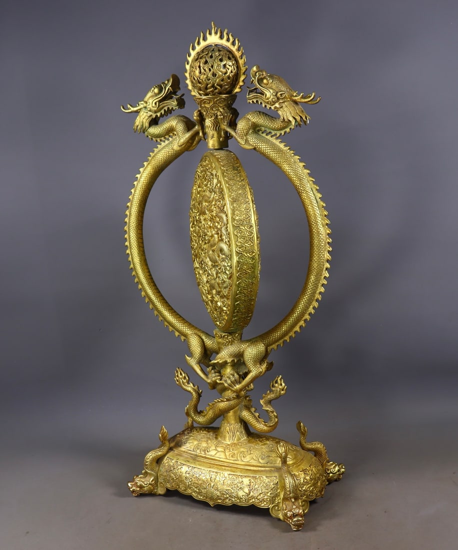 An Exquisite Gilt Bronze Dragon Pattern Screen - 2