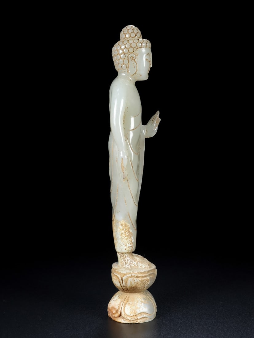 An Exquisite White Jade Buddha Statue - 4