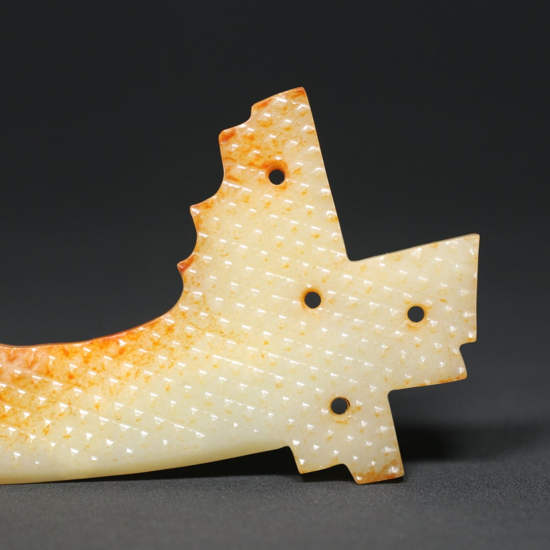 An Exquisite White Jade Ornament - 6