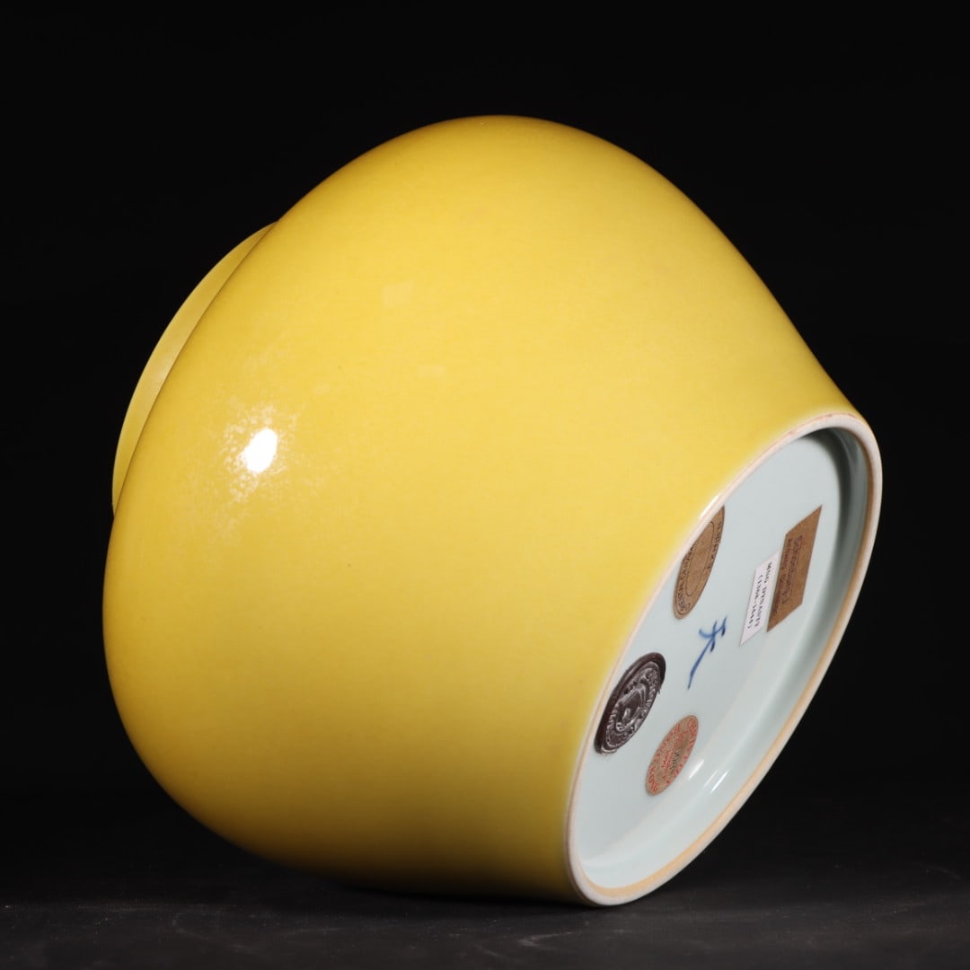 An ExquisiteA pair ofYellow Glazed Jar - 5