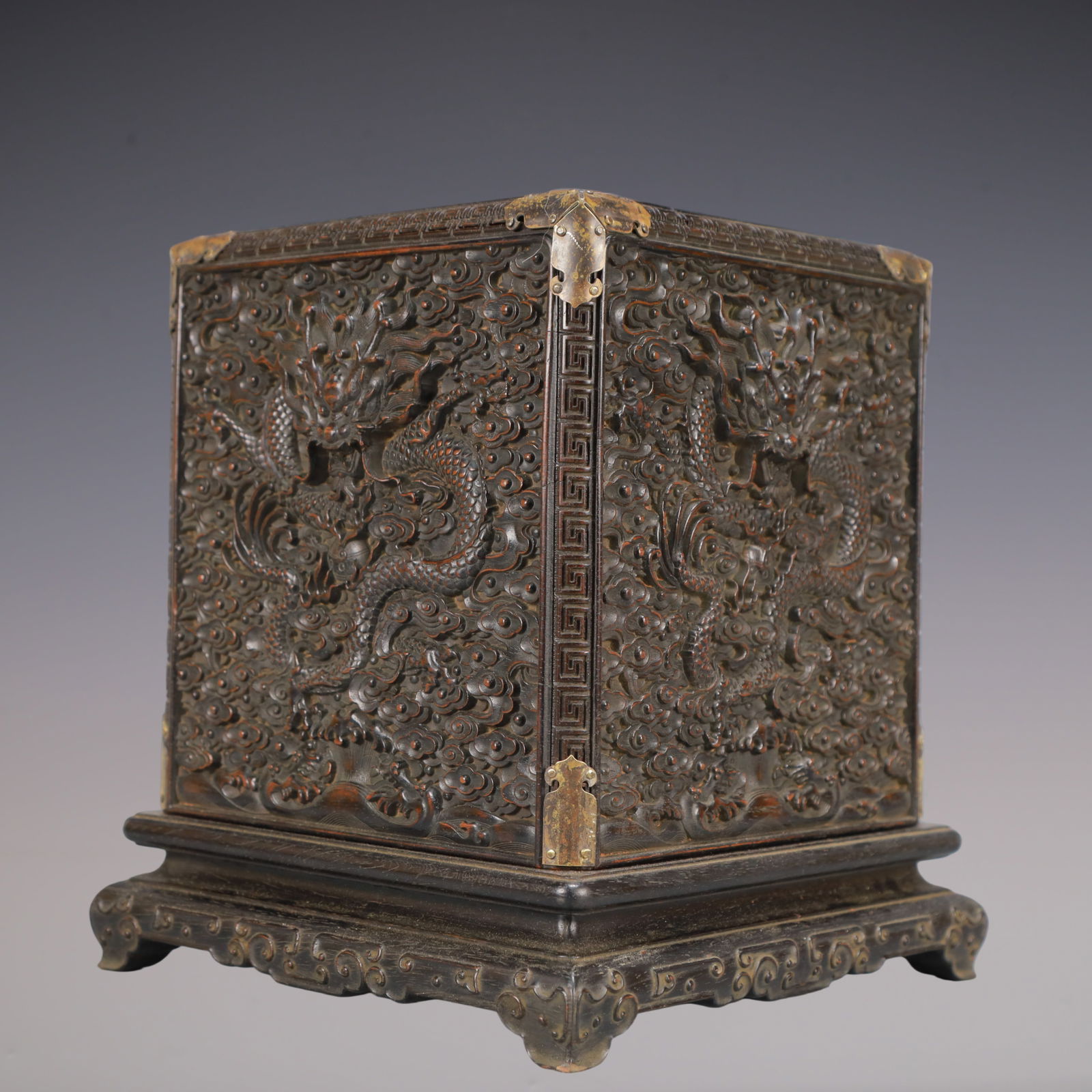 A Exquisite Zitanwood Dragon Pattern Box - 4