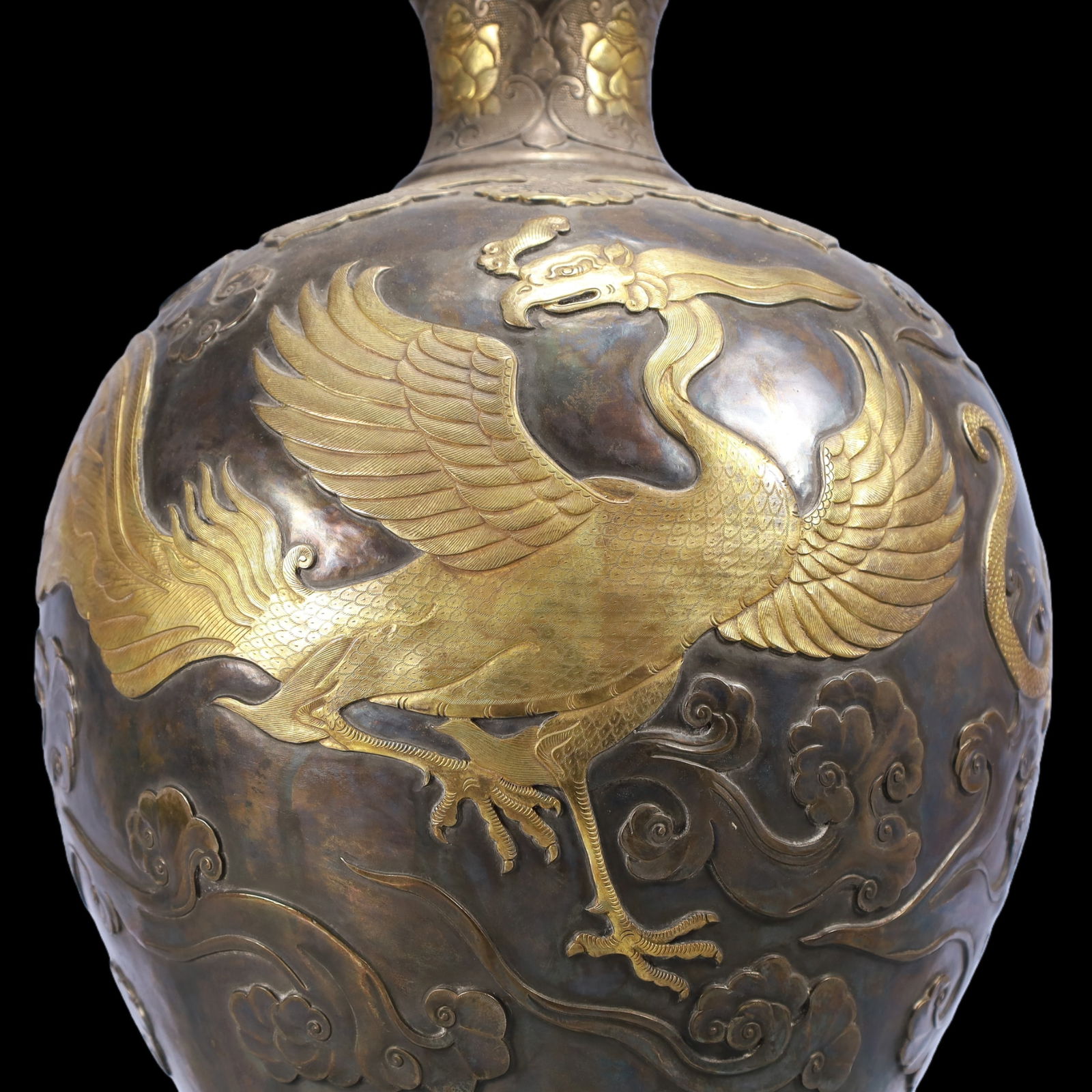 A Exquisite Gilt Silver Dragon and Phoenix Pattern Vase - 7
