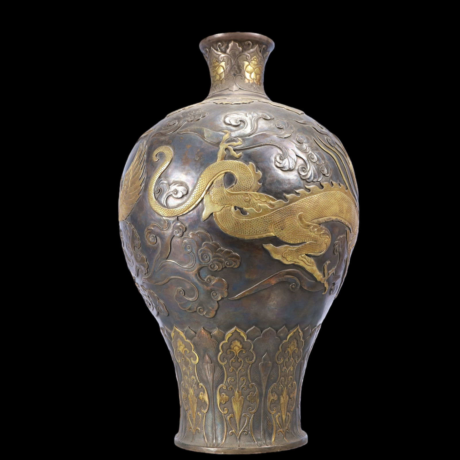 A Exquisite Gilt Silver Dragon and Phoenix Pattern Vase - 8