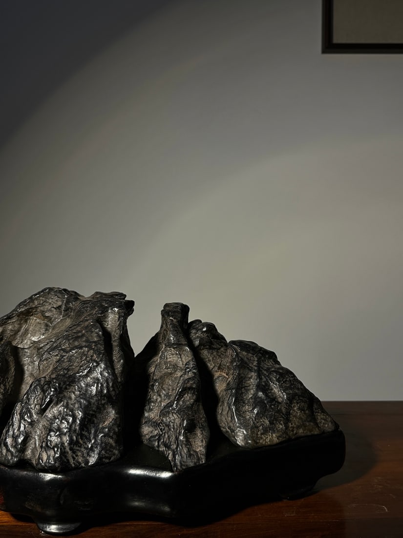 An Exquisite Rockery Ornament - 3