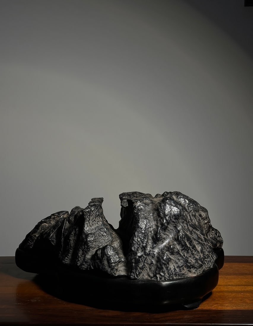 An Exquisite Rockery Ornament - 6